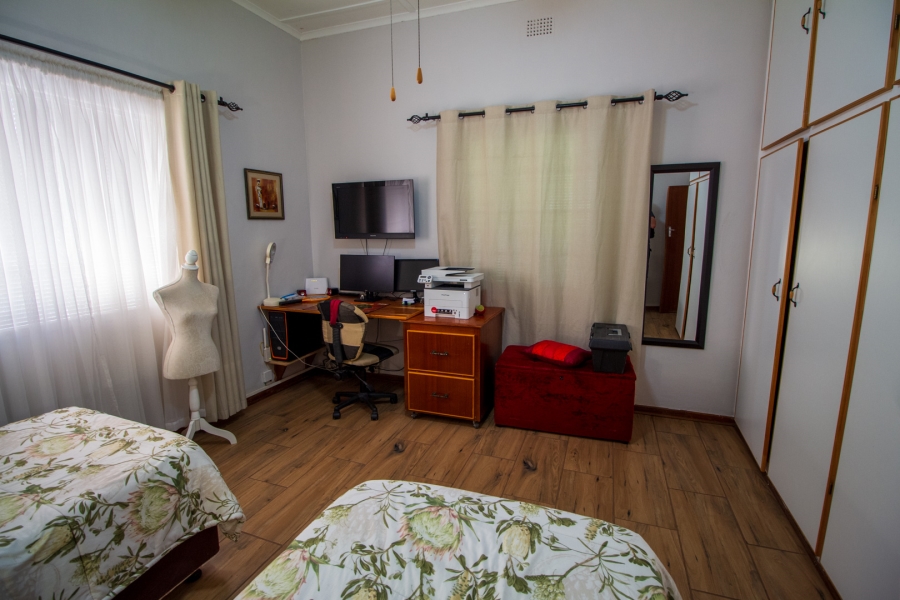 5 Bedroom Property for Sale in Middelpos Northern Cape